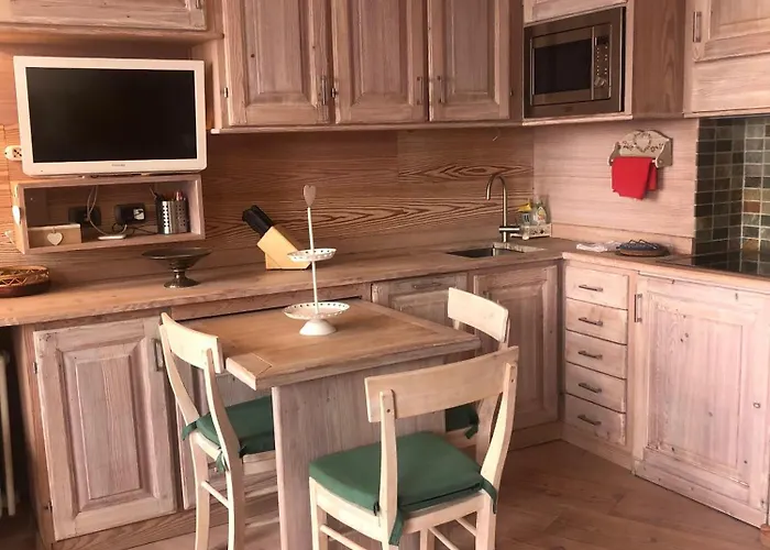 Apartamento Profumo Di Legno A Cielo Alto La Coquille *